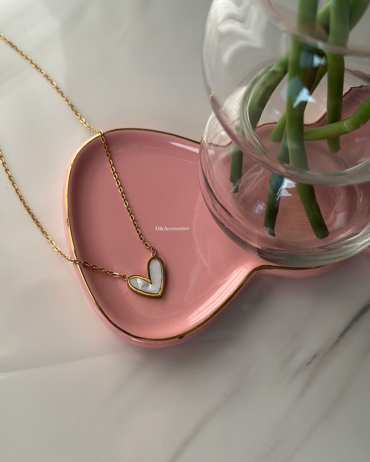 White heart necklace