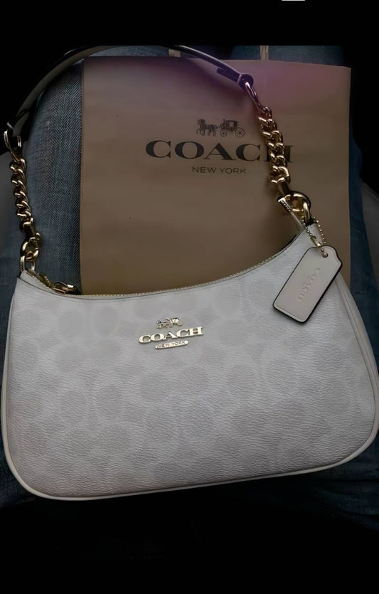 White Coach Shoulder Bag – Classic Leather Designer Purse for Women